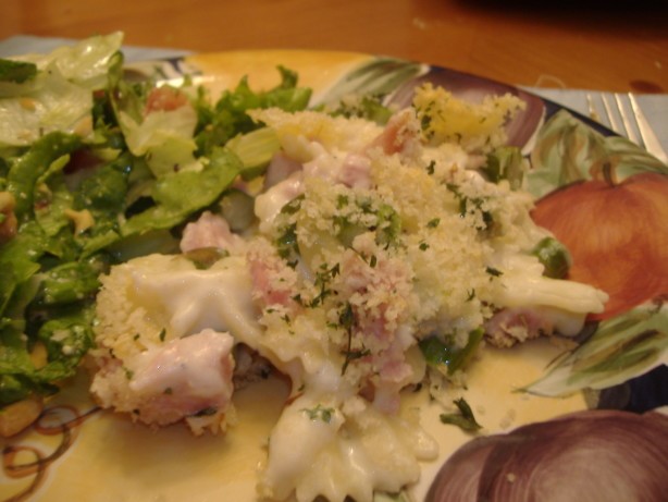 American Creamy Ham and Macaroni Bake 1 Appetizer