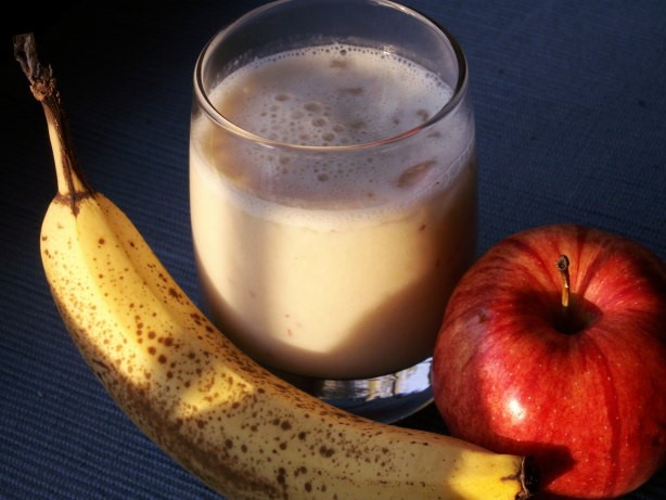 American Pineapple Apple  Banana Smoothie Appetizer