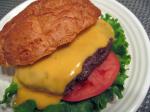 American Classic Beef Burgers With Cheese Sauce Appetizer