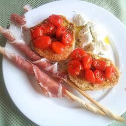 Italian Dish to the Italian with Buffalo Milk Friselle and Ham Appetizer