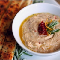 Paraguayan Pureed White Bean Dip with Rosemary Oil Appetizer