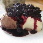 American Coulis of Blackberries and Vanilla Dessert