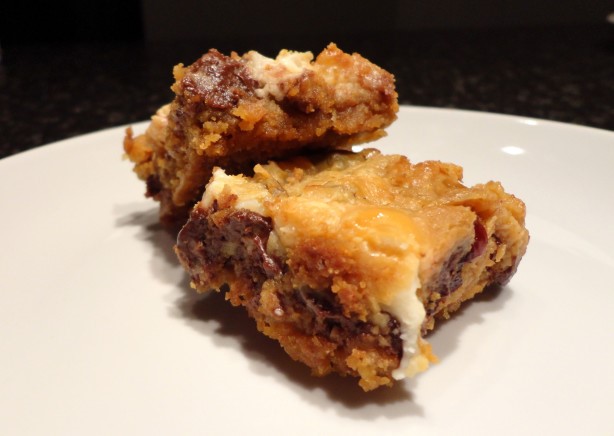 American Almond Blondie Bars 1 Dessert