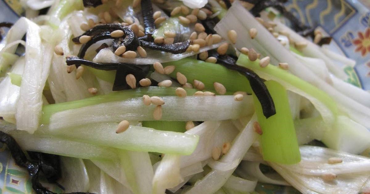 Japanese Healthy Japanese Leek and Salted Kombu Seaweed Salad 2 Dinner