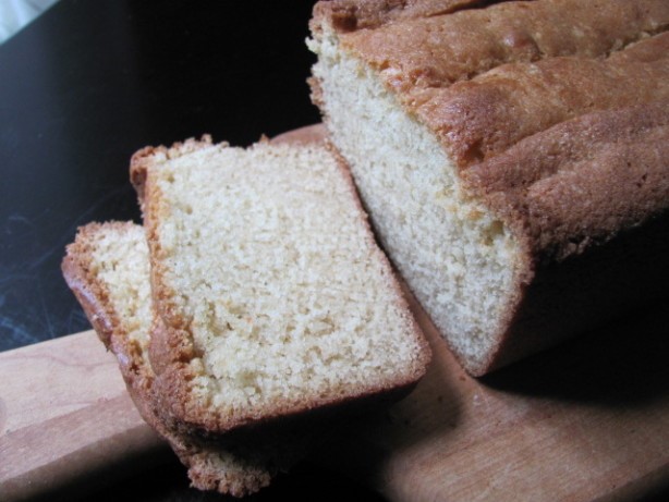 American Buttermilk dump Pound Cake Appetizer