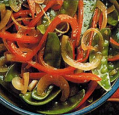 American Snow Peas mange Tout With Red Pepper Appetizer