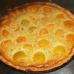 American Peach and Almond Pie Dessert