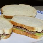Australian Roast Beef and Avocado Finger Sandwiches Appetizer