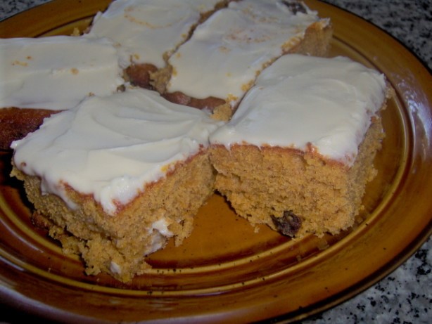 American Pumpkin Bars With Raisins Appetizer