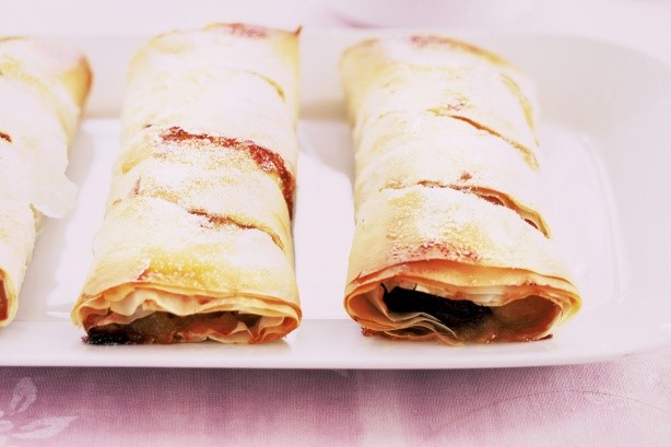 Australian Lowfat Apple Strudel Rolls Recipe Dessert