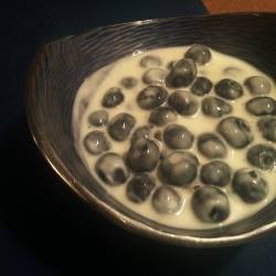 Canadian Bilberries to the Cream and Maple Syrup Dessert