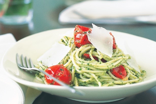 American Roast Cherry Tomato And Rocket Pesto Spaghetti Recipe Appetizer