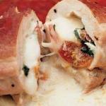 American the Chicken Breast Stuffed with Mozzarella and Red Pesto Dinner