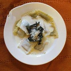 Italian Ravioli with a Mushroom Cream Sauce Appetizer