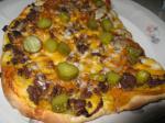 Canadian Mikas Cheeseburger Pizza Dinner