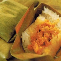 Indonesian Lemper - Coconut Rice In Banana Leaves Dinner