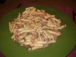 American Easy Penne with Chicken Spinach and Tomato Alfredo soooo Good Dinner