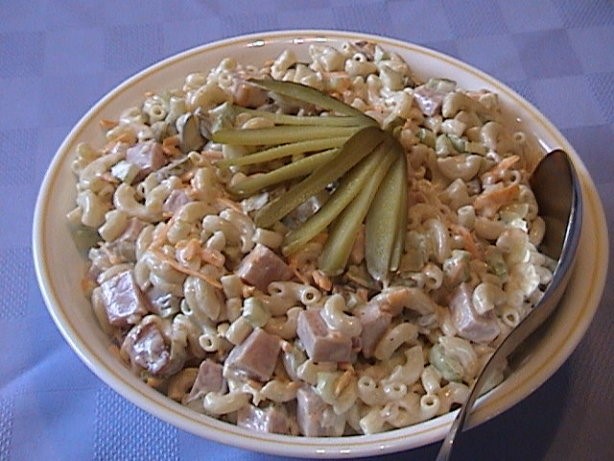 American Ham and Cheddar Macaroni Salad Dinner