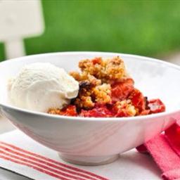 Canadian Rhubarb Strawberry Crisp Dessert