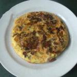 British Omelet with Bacon Potatoes and Onion of Tropea Dinner