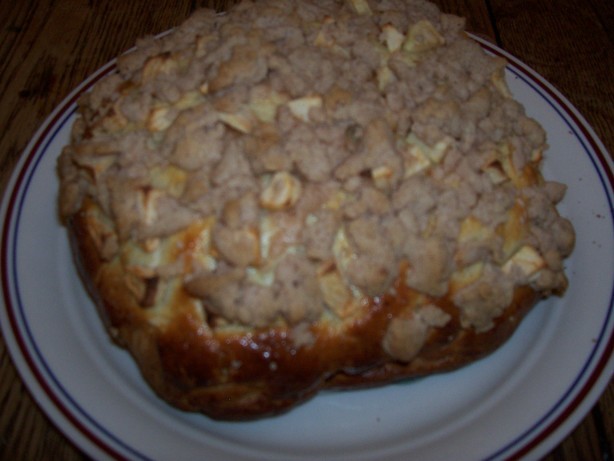 American Apple Bread With a Streusel Topping Dessert