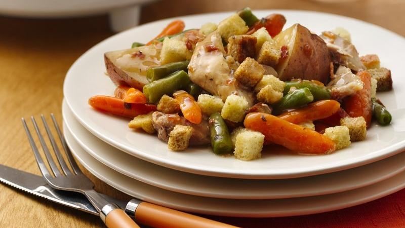 American Slowcooker Chicken and Stuffing Pot Pie Appetizer