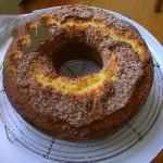 American Sprudel Cake with Yellow Limo Appetizer