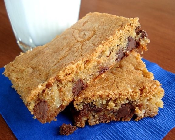 American Ultimate Chocolate Chip Bars Dessert