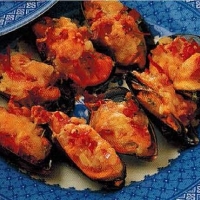 American Mussels With Crispy Prosciutto Appetizer