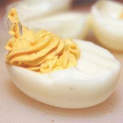 American Spicy Stuffed Eggs Drink