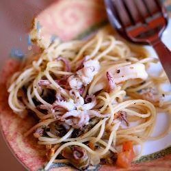 Canadian Spaghetti with Shrimps Squid and Mussels Appetizer