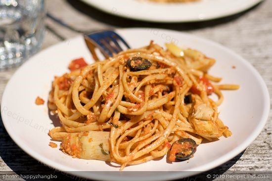 American Artichokes Cherry Tomato and Feta Cheese Pasta Salad Dinner