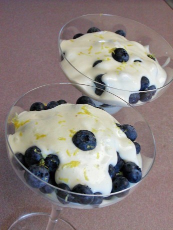 American Blueberrries With Lemon Cream Dessert