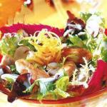 American Lettuce Salad with Fresh and Chicken Fillet Appetizer