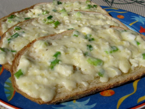 French Extreme Cheese Bread Appetizer