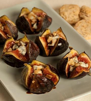 Australian Figs With Walnuts Gorgonzola And Balsamic Drizzle Dessert