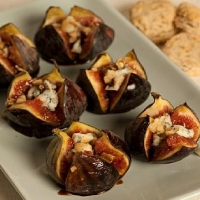 Australian Figs With Walnuts Gorgonzola And Balsamic Drizzle Dessert