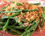 American Green Beans With Garlic and Breadcrumbs Appetizer