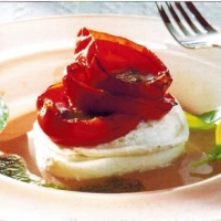 American Roasted Tomatoes and Mozzarella Appetizer
