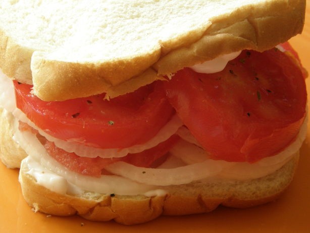 Indian Tomato and Onion Sandwich 1 Appetizer