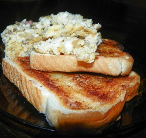 American Fetabacon Scrambled Eggs for Appetizer