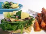 American Spinach Salad in Parmesan Frico Cups giada De Laurentiis Appetizer