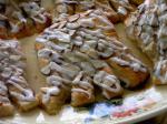 American Crescent Bear Claws Dessert