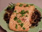 American Roasted Salmon With Caramelized Onions and Figs Dinner