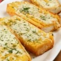 British Garlic Cheese Bread Appetizer