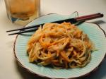 Chinese Chinese Lo Mein With Peanut Butter Sauce Appetizer