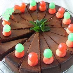 American Chocolate Cake with Strawberries and Mint Dessert