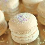 Chinese Macaroons in the Lavender Dessert
