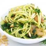 Bomb Witaminowa Ie Pasta Thread with Spinach recipe