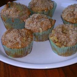 American Muffins Apples with Crumble to Walnut Dessert